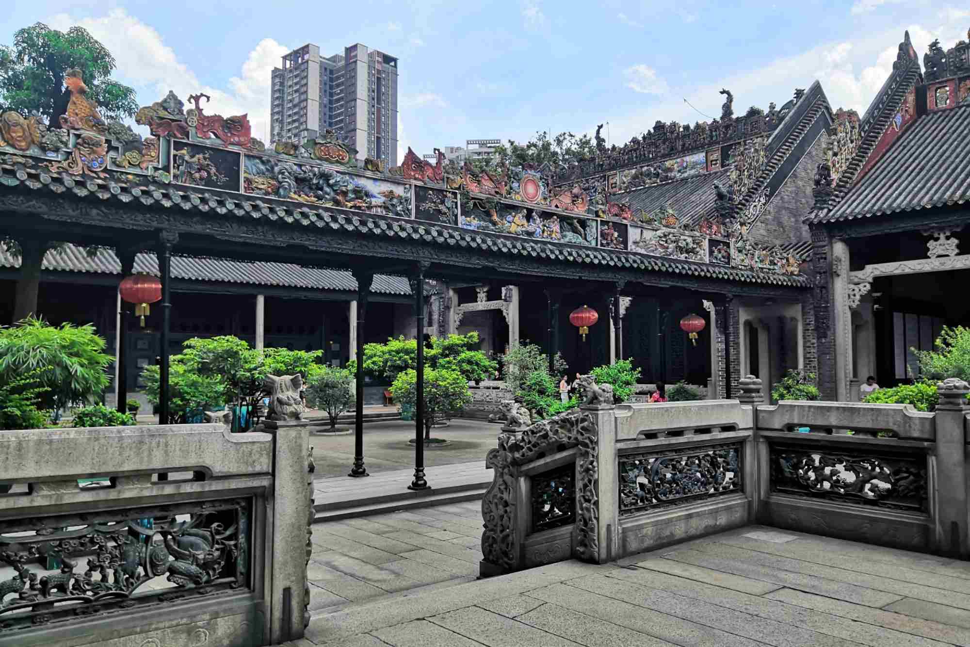Shamian Island Tour
