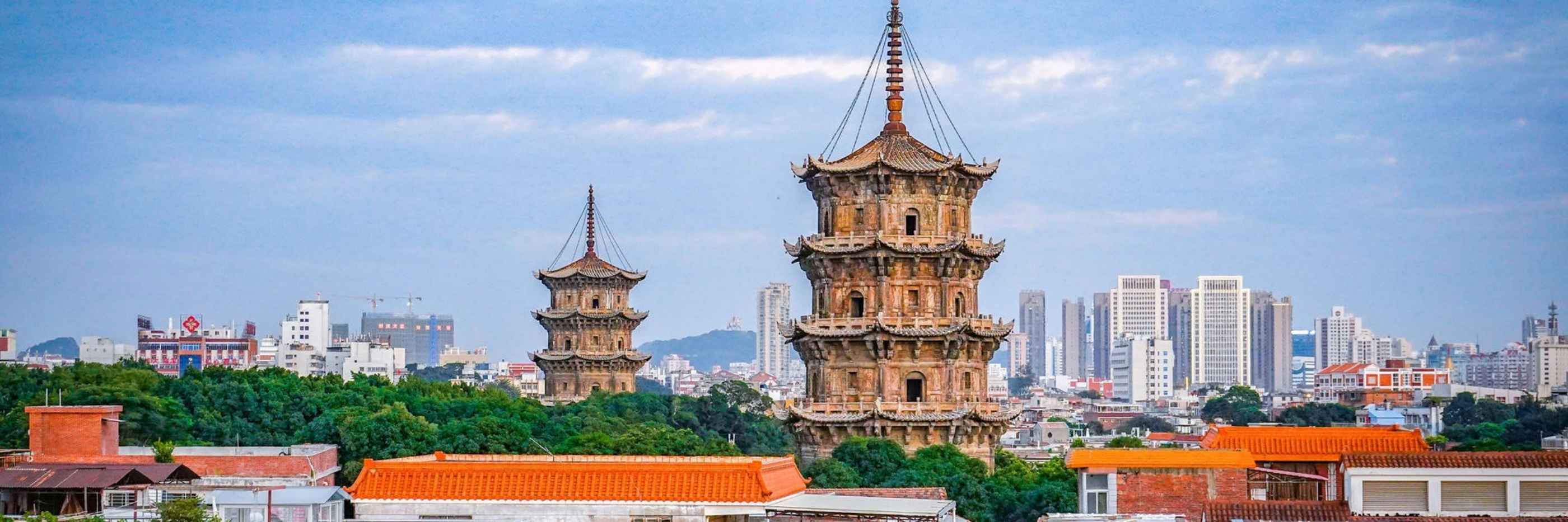 7-Day Fujian Panoramic Tour Xiamen, Fujian Hakka Tulou, Anxi Tea Culture, Quanzhou and Mount Wuy of Qingjing Mosque