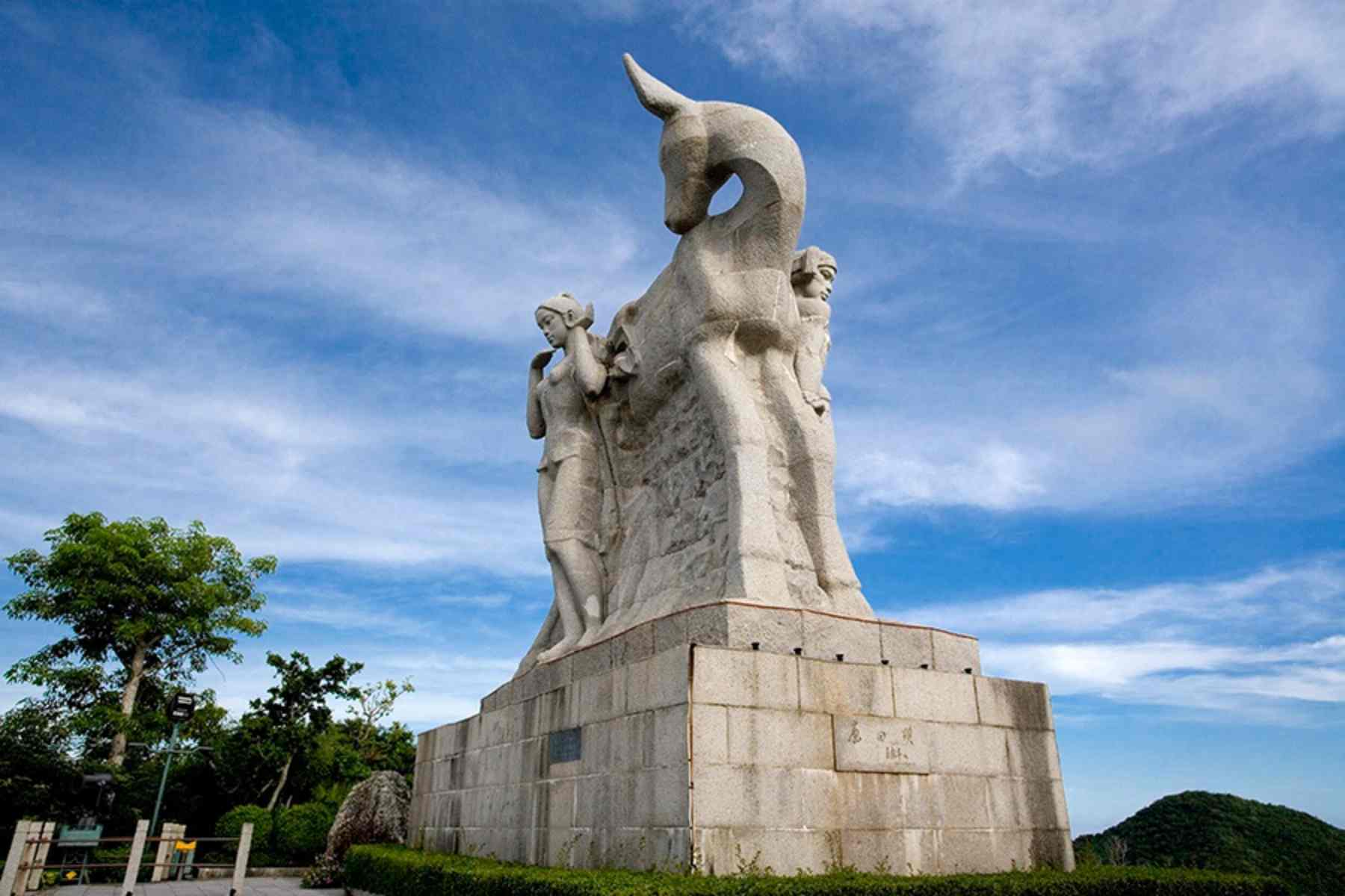 Luhuitou Park