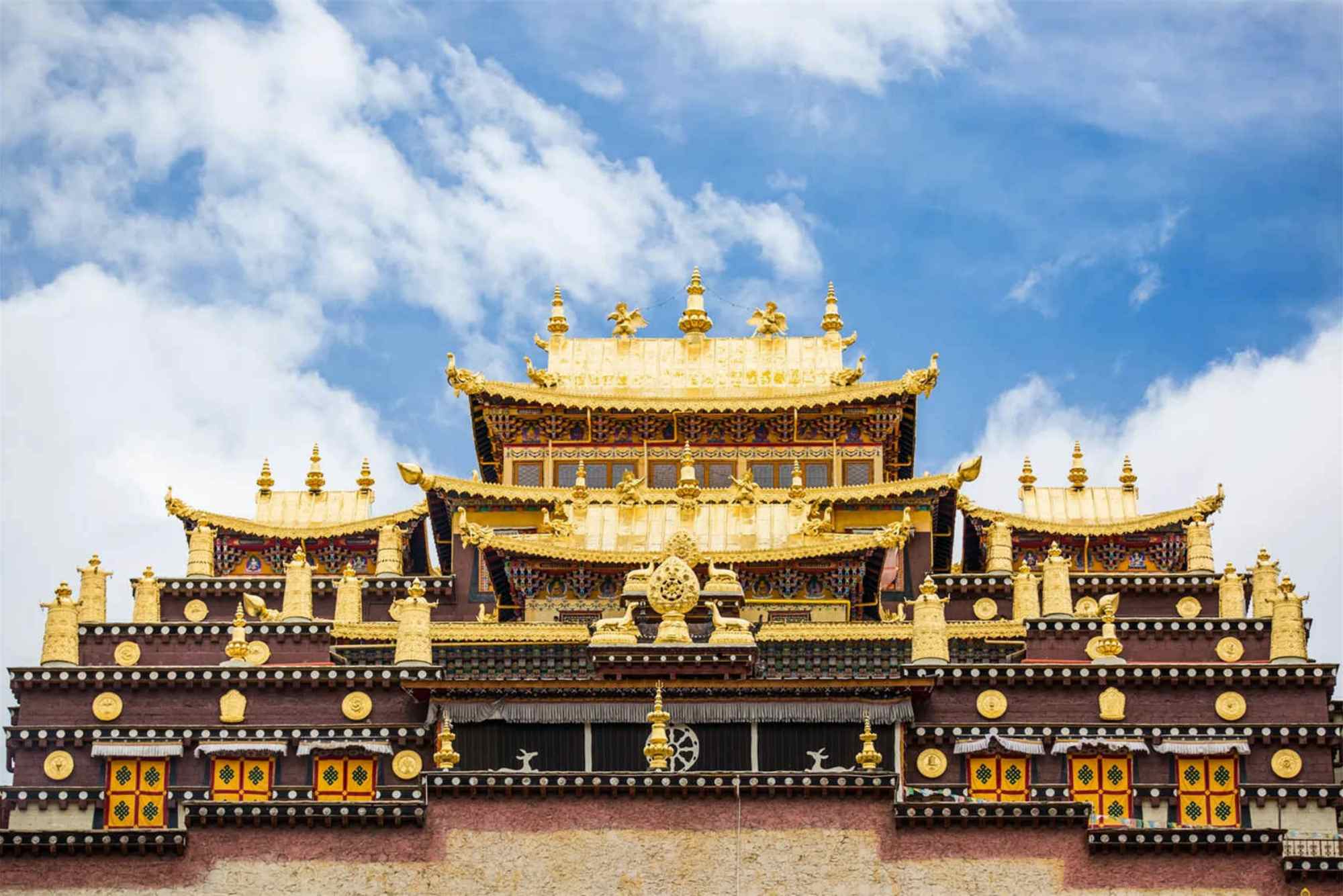 Shangri-la Attractions