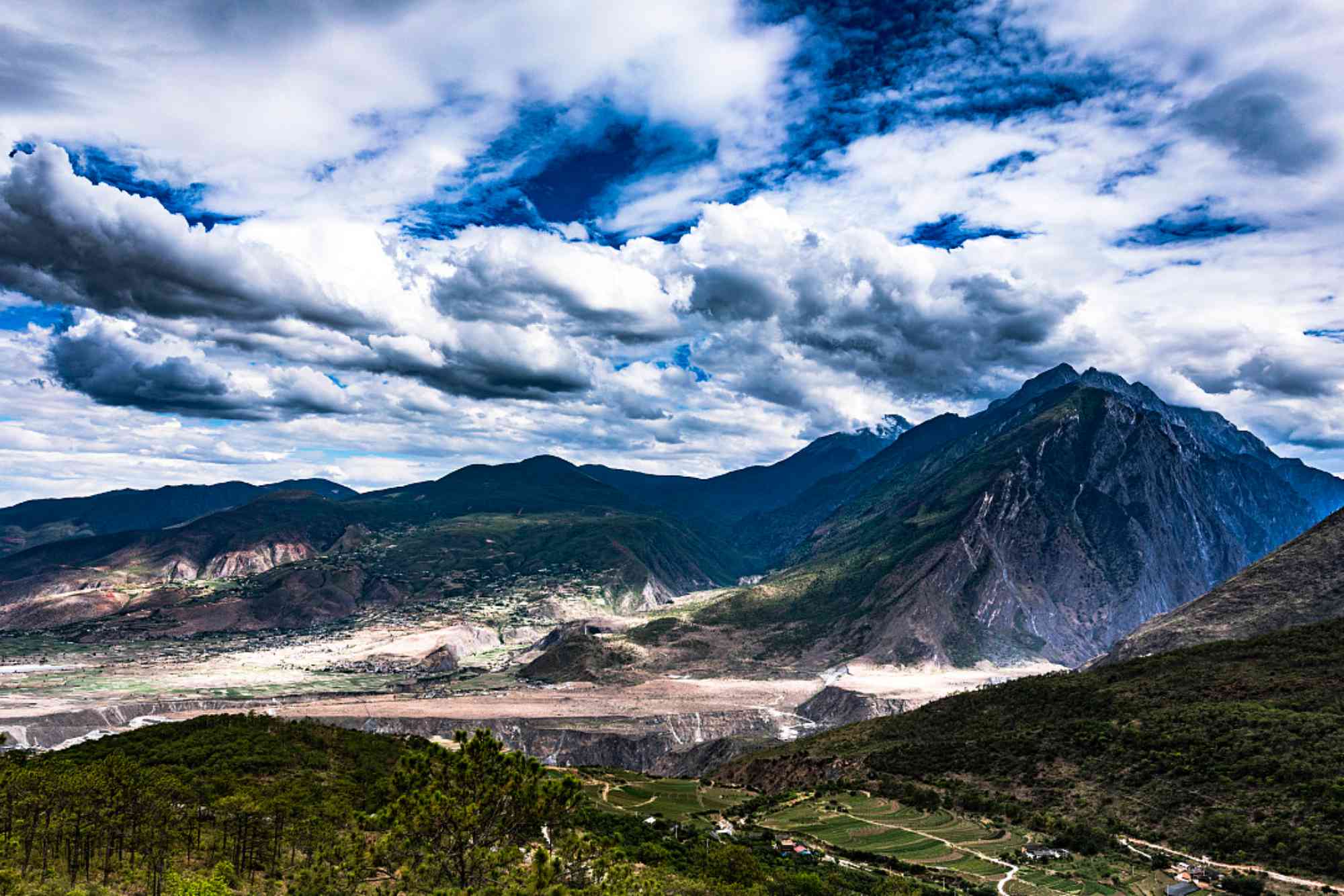 Yunnan travel agency