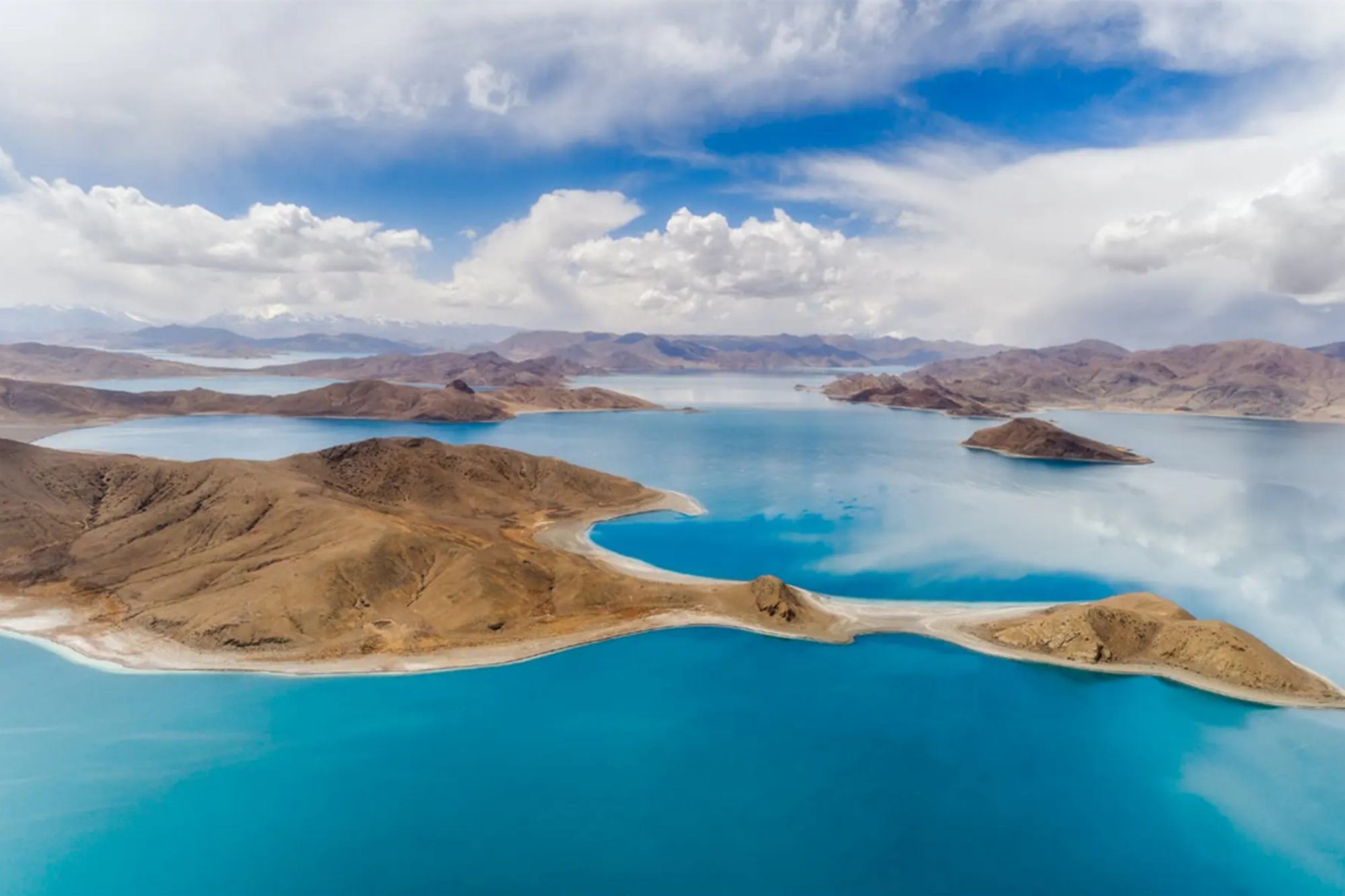 Yamdrok Lake Tour
