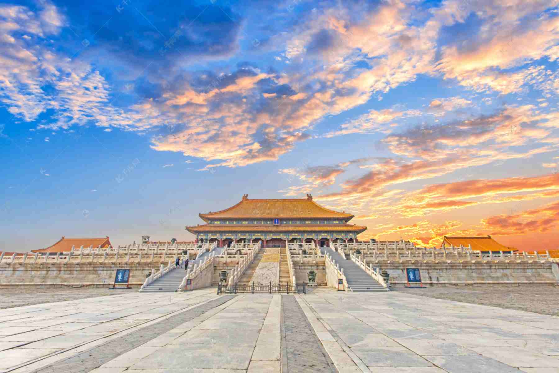 7-Day China Classic Tour of Hong Kong, Beijing, and Shanghai