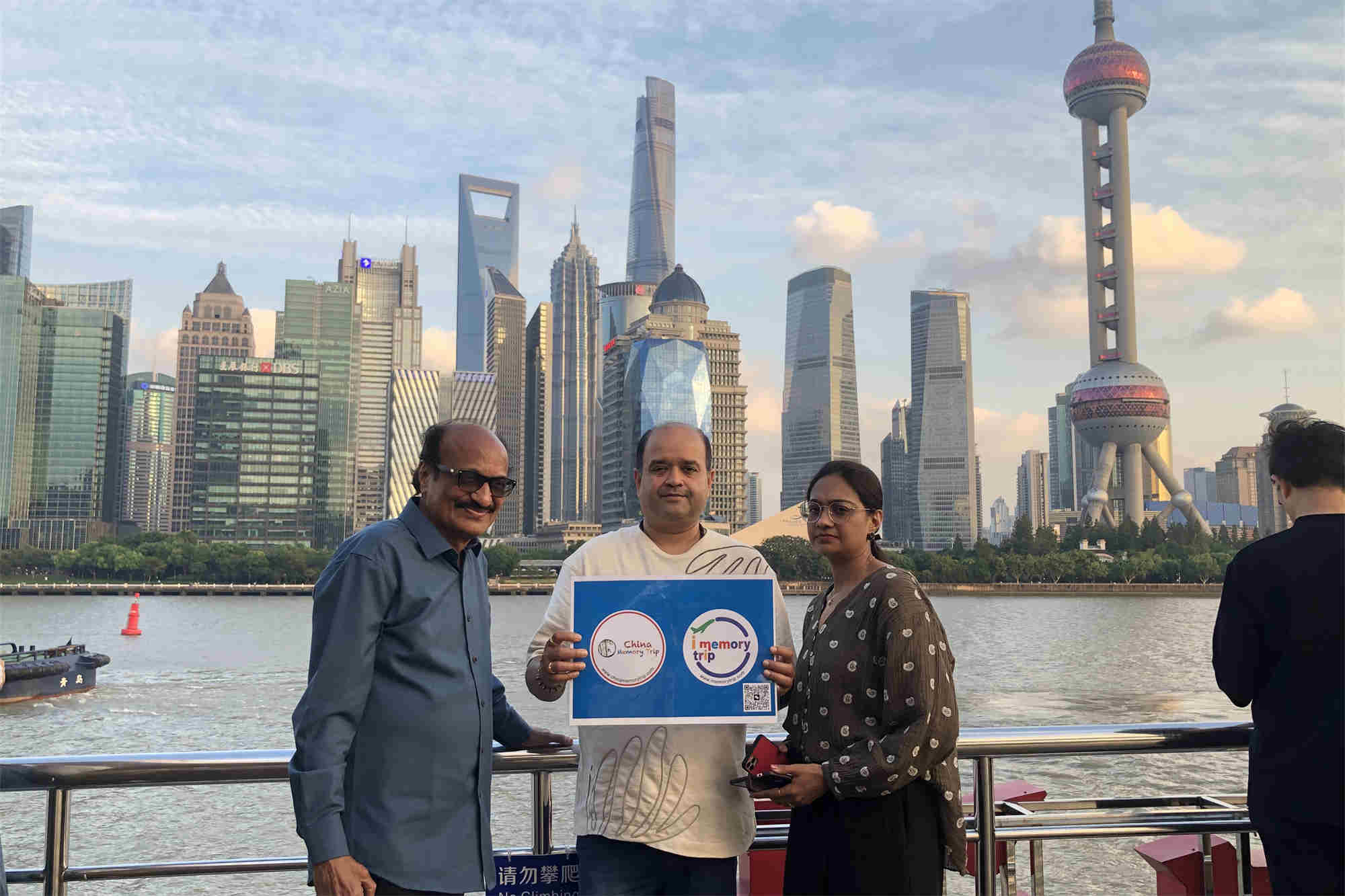 Shanghai Private Day Tour to Shanghai Tower and Oriental Pearl Tower