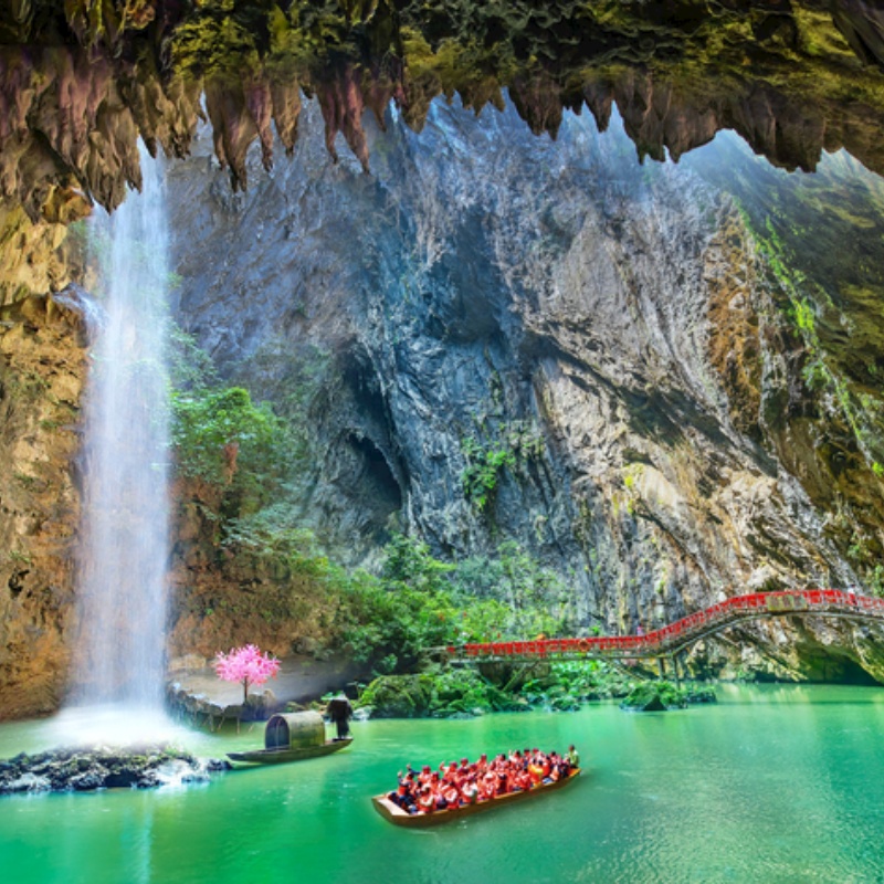 Private Day Tour from Guangzhou to Qingyuan : Gulongxia Gorge & Fairyland Cave