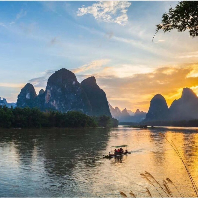 Half-day Xingping Photographic Sunset tour with the Fisherman