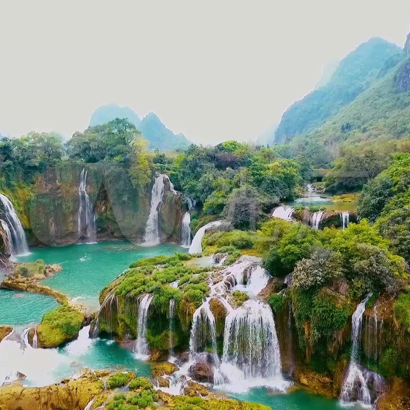 Private Day Tour to Nanning Detian Waterfall