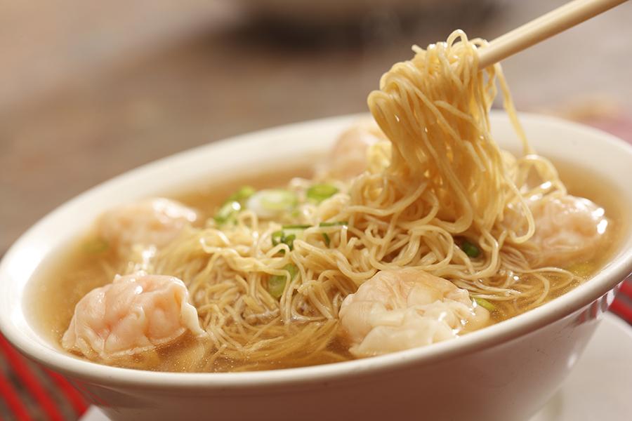 Must-Try Food Trail! Guangzhou Evening Food Tour & English Guide (All food Include)